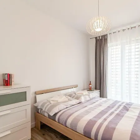 Apartment Rybacka 12a/68,